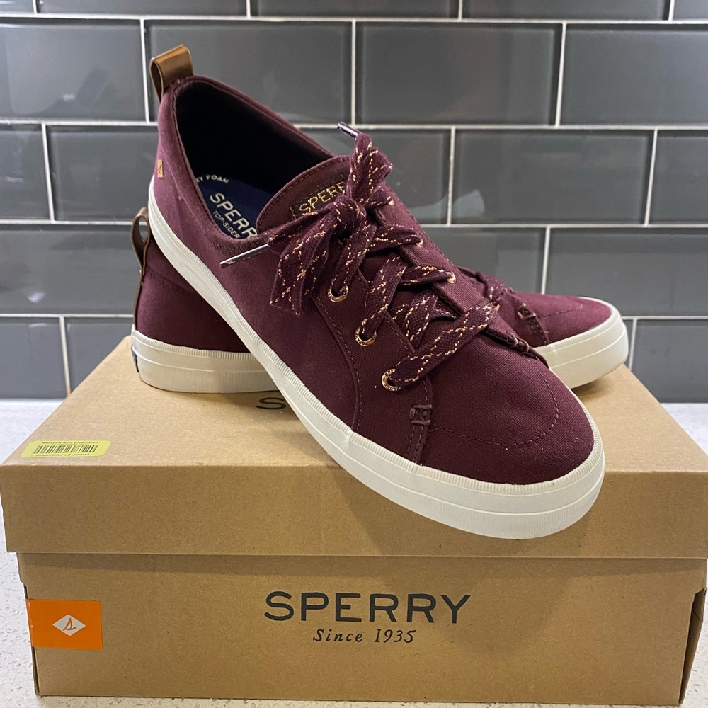Sperry Crest Vibe Canvas Sneakers